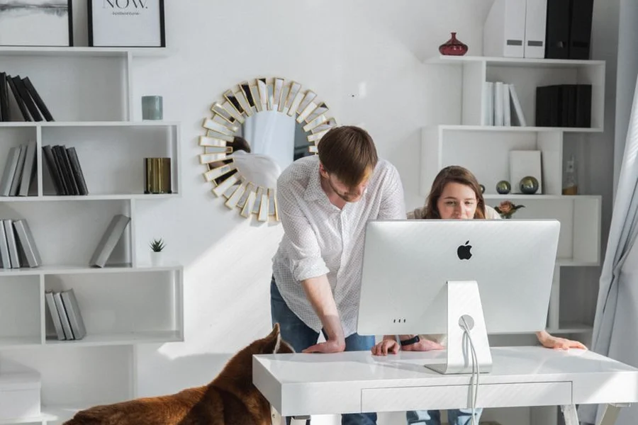 Uppeal Desk Review: Floor-to-Standing Ergonomics
